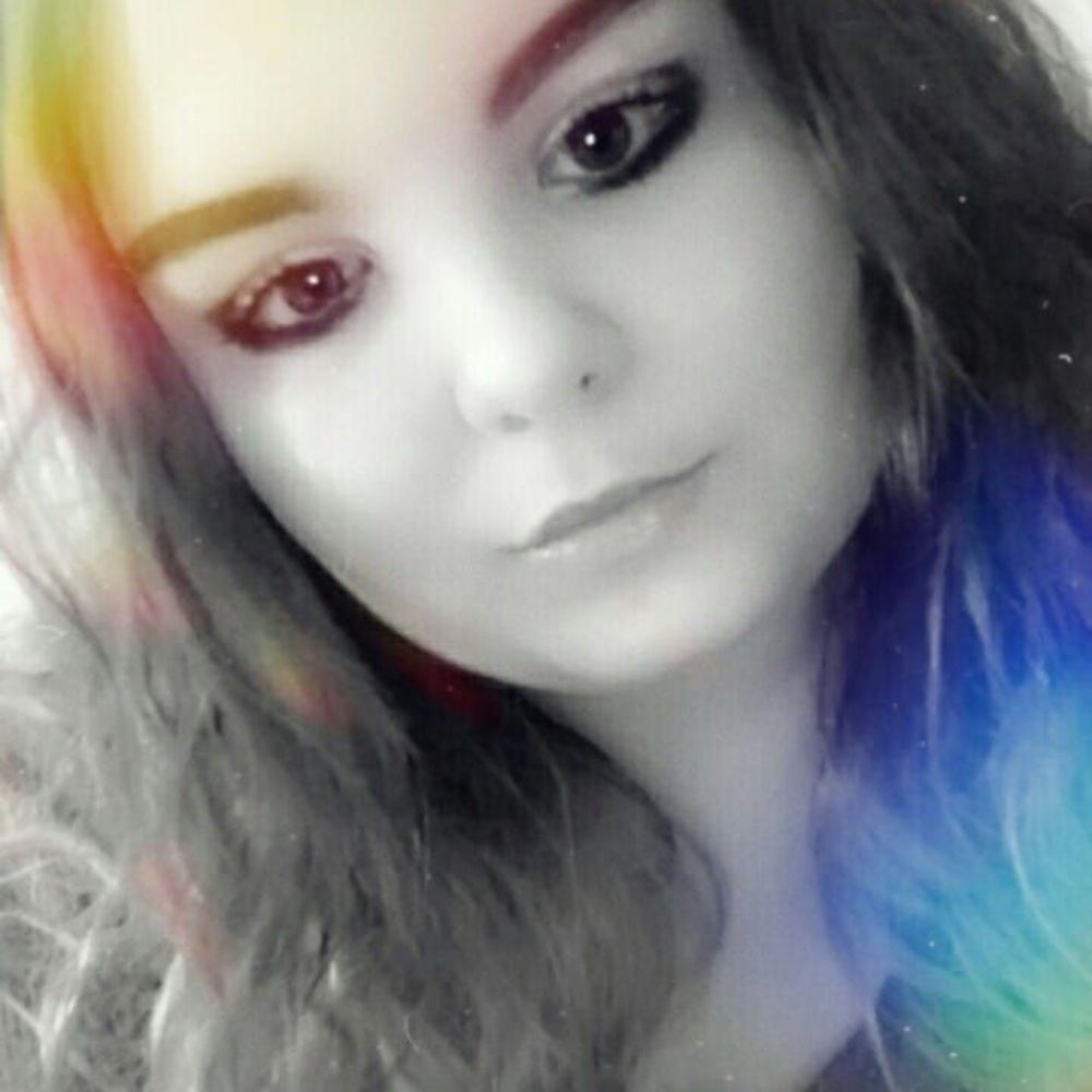 Meet your Posher, Abby